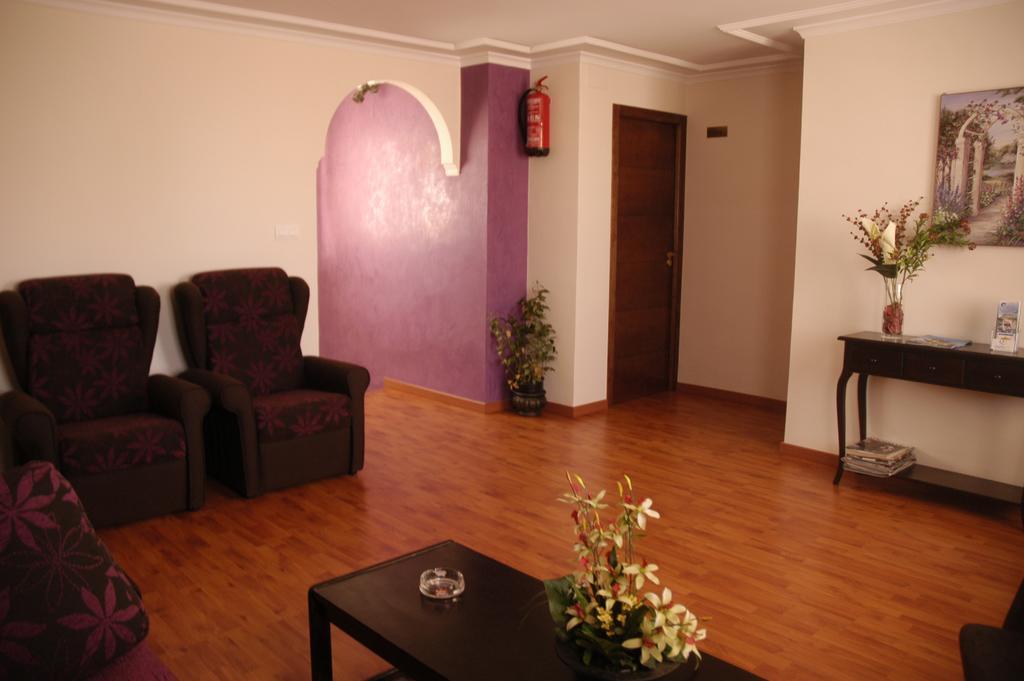 Hostal Cabrera Motril Exterior foto