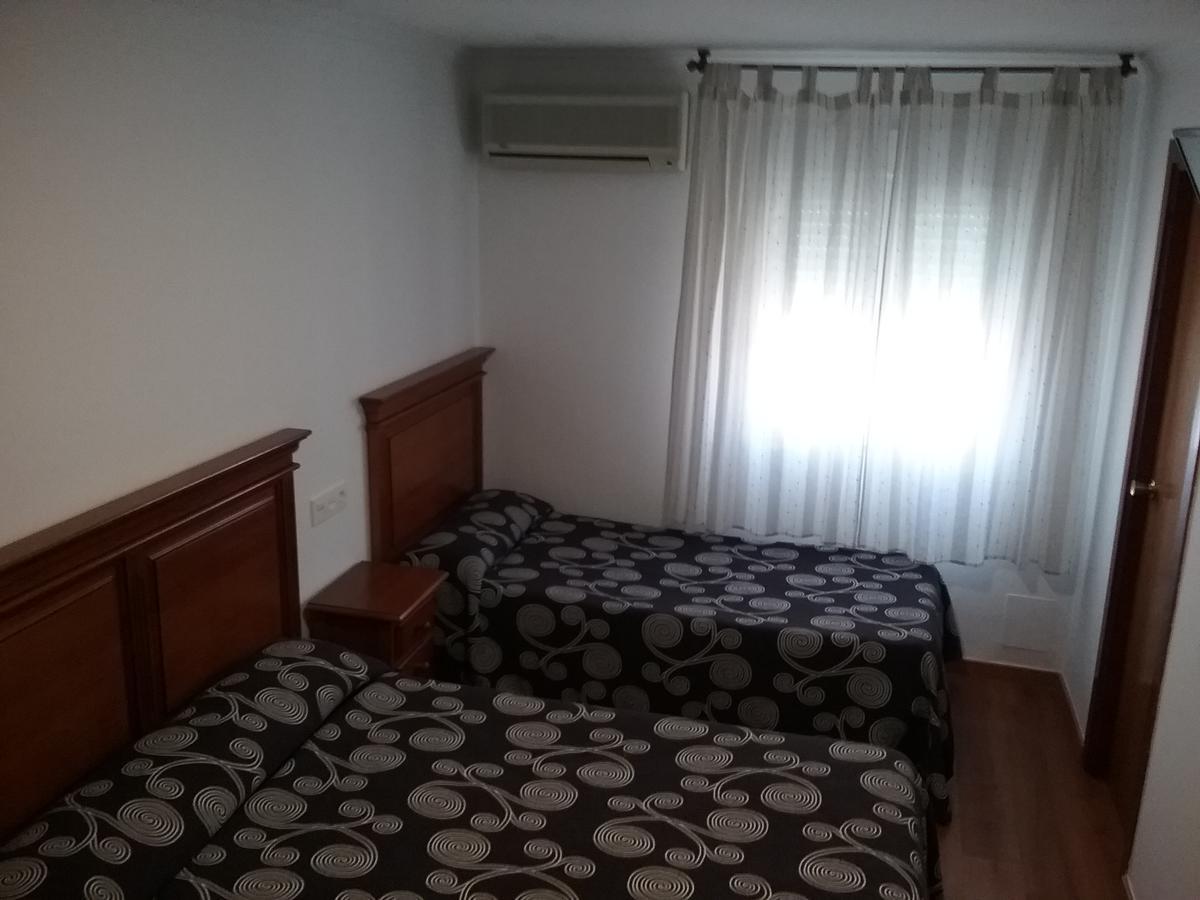 Hostal Cabrera Motril Exterior foto