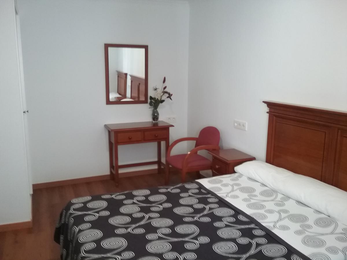 Hostal Cabrera Motril Exterior foto